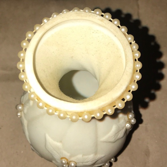 Beaded Vase - Picture 3 of 5